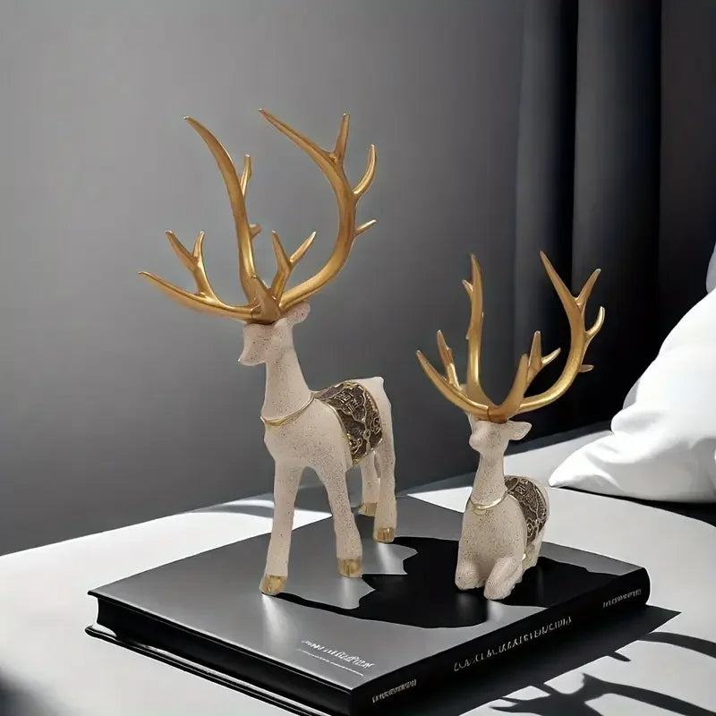 2Pcs/Set Resin Deer Figurine Elk Statue Reindeer Cute Deer Sculpture Christmas Home Desktop Car Dashboard Decoration Craft Gift